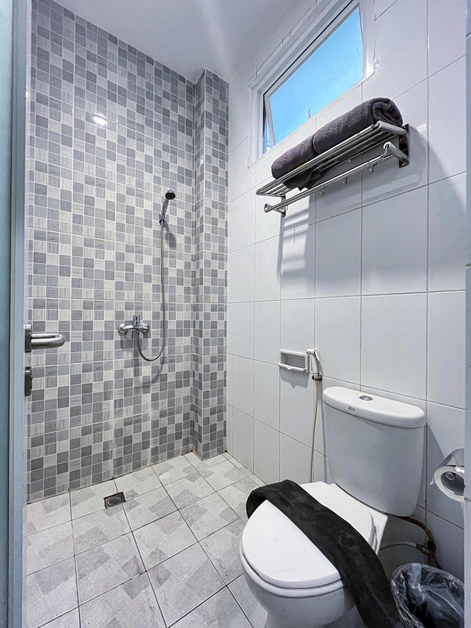 Ceria Boutique Hotel Maguwo Экстерьер фото